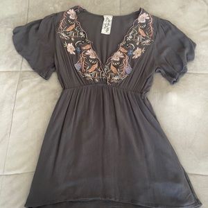 Sadie & Sage Blouse | Size: Small | Color: Gray